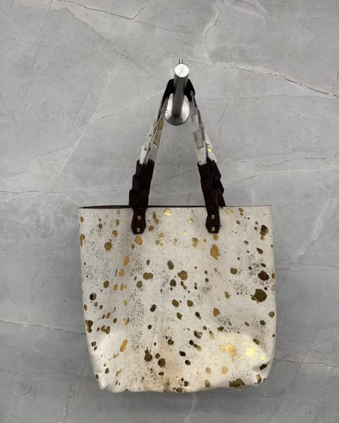 Bolso tote en peludo Oro Blanco, con las asas combinadas